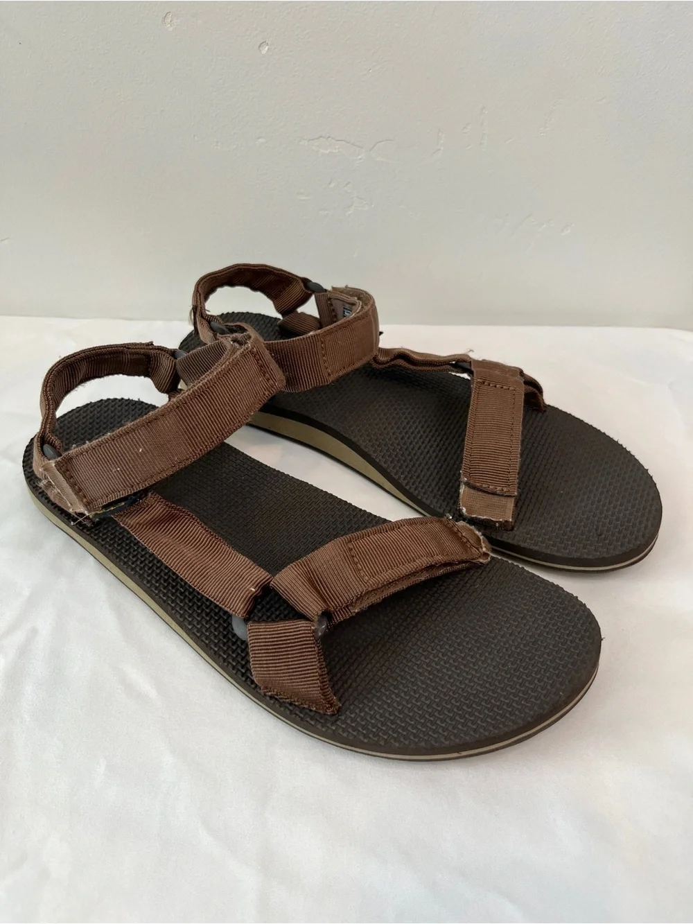 Teva Original Universal Strappy Sandals Brown Mens Size 10 1004006